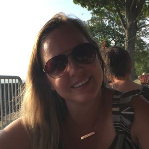 Meet your Posher, Shannon